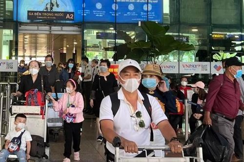 Dù nhiều thời điểm 'thất thủ', sân bay Tân Sơn Nhất vẫn lọt top tỷ lệ hủy chuyến thấp nhất thế giới