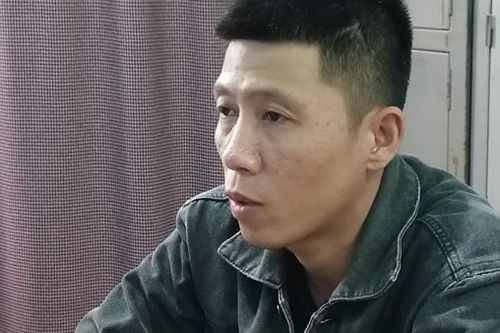 Bị đâm thủng bụng vì tiểu bậy trước quán nhậu