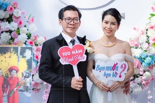 Cặp đôi gây sốt với chuyện tình yêu xa ngọt ngào trong giai đoạn giãn cách