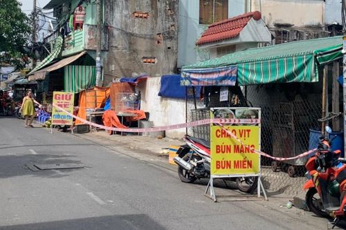 Nghi phạm giết người ở TP.HCM ra đầu thú
