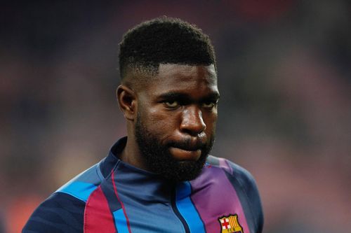 Barca chia tay cầu thủ thứ 10 trong hè 2022
