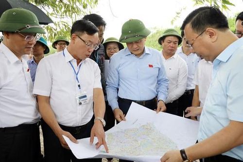 Chủ tịch HĐND TP: Có lộ trình, giải pháp căn cơ cho vấn đề nước thải