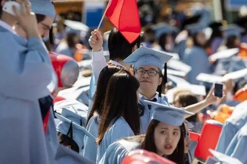 Nhiều trường đại học Mỹ đối mặt với sự sụt giảm sinh viên Trung Quốc