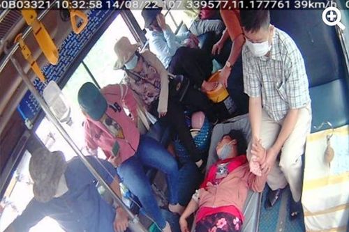 Đề xuất khen thưởng nhân viên xe buýt kịp thời giúp đỡ thai phụ vượt qua nguy kịch