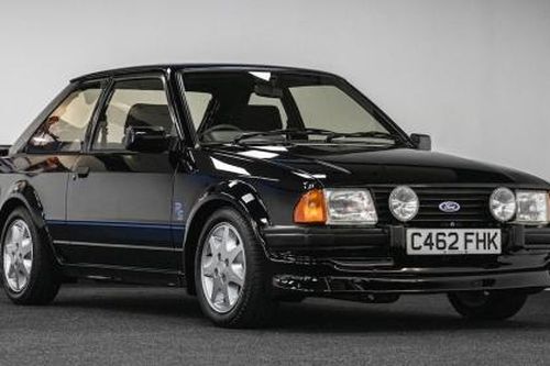 Chiếc Ford Escort độc nhất vô nhị của Công nương Diana được bán đấu giá vào cuối tuần này