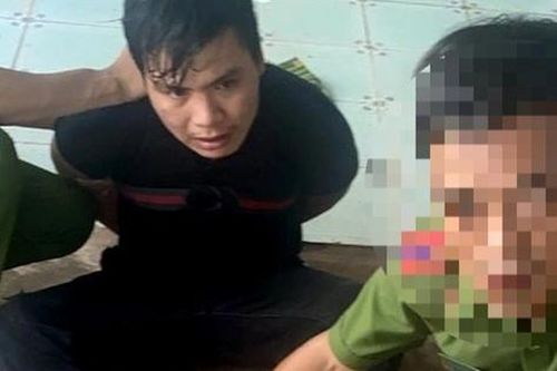 Đối tượng trộm cắp dùng dao, lưỡi sắt uy hiếp công an