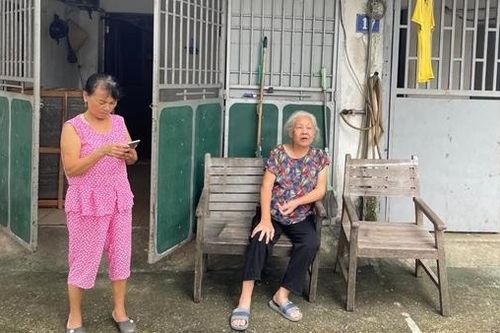 Hàng trăm hộ dân 'sống mòn' cạnh dự án treo