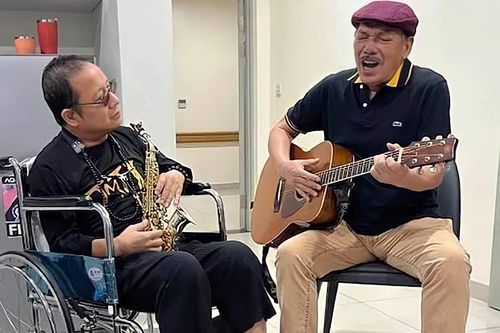 Nghệ sĩ saxophone Trần Mạnh Tuấn bị đột quỵ lần 2, vẫn đang hôn mê sau phẫu thuật