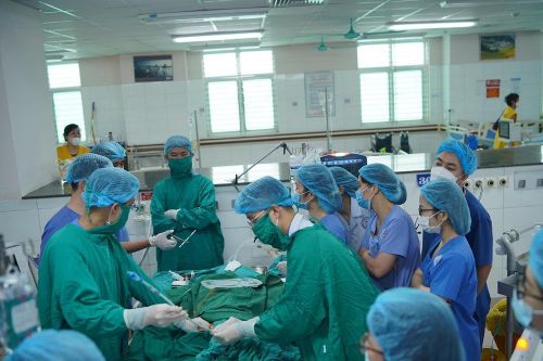 Thái Nguyên: Bệnh nhân đầu tiên được cứu sống bằng kỹ thuật ECMO