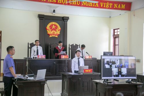 Quảng Trị: Xét xử 2 đối tượng vận chuyển, tàng trữ ma túy khoét tường vượt ngục