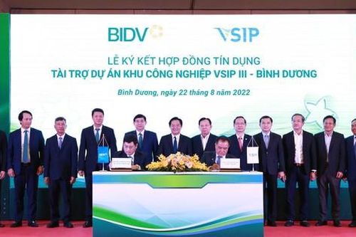 BIDV và VSIP ký kết Hợp đồng tín dụng tài trợ Dự án đầu tư xây dựng Khu công nghiệp VSIP III