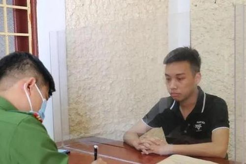 Bắt đối tượng lừa đảo rồi thuê người 'rửa tiền'