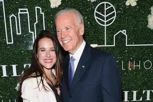Hai người nhận tội ăn trộm nhật ký của con gái ông Biden, bán với giá 40.000 đô la