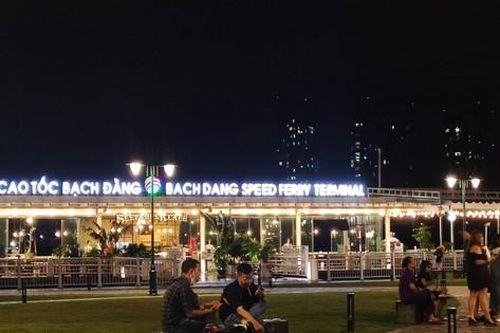 TPHCM chấn chỉnh tình trạng bát nháo ở công viên sát bờ sông Sài Gòn