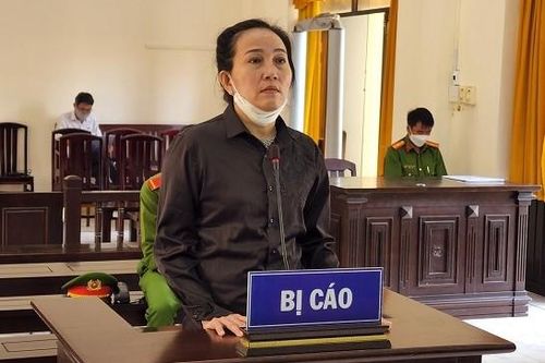 Kiên Giang: Làm giấy tờ đất giả lừa chiếm đoạt hơn 4 tỷ đồng, người phụ nữ lãnh án 18 năm tù