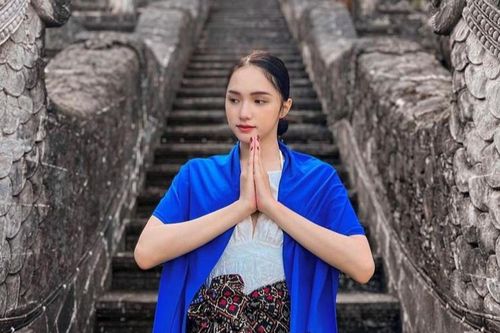 Hương Giang suýt gặp 'sự cố' tai hại tại nước ngoài chỉ vì quá vô tư