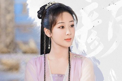 'Chị gái' Dương Tử cảm thấy run sợ dù được ngợi khen