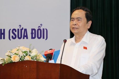 Phó Chủ tịch Thường trực Quốc hội Trần Thanh Mẫn dự Hội thảo lấy ý kiến dự án Luật Khám bệnh, chữa bệnh (sửa đổi)