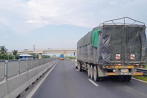 Nghiên cứu đầu tư mở rộng 2 tuyến cao tốc phía Nam