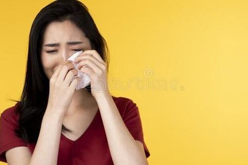 Đến nhà nghỉ, tôi choáng váng khi thấy người đàn ông đi cùng em chồng