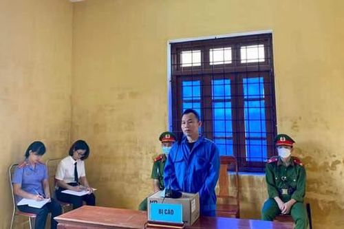 Án chồng án cho 2 kẻ đục tường trốn trại