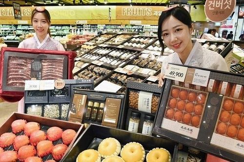 Thiếu tiền nhưng vẫn phải tiêu sang cho Trung thu