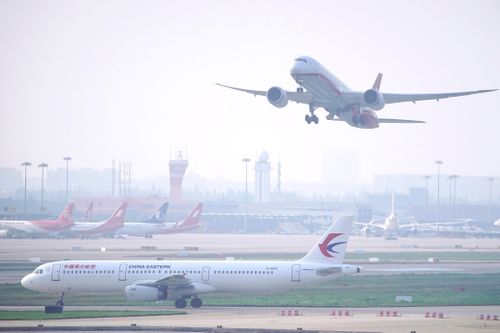Mỹ và Trung Quốc bất đồng về dịch vụ hàng không