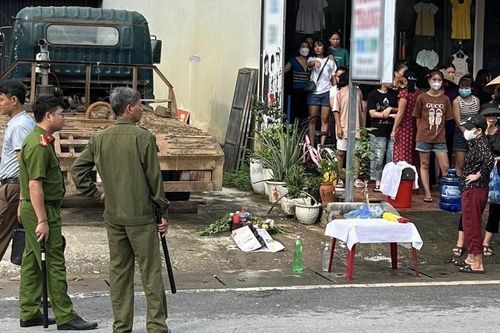Phú Thọ: Phát hiện thi thể bé trai 6 tháng tuổi trong túi bóng