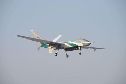 Trung Quốc dùng drone khổng lồ 'gọi mưa' giữa đợt hạn hán lịch sử