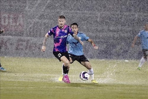 V.League 2022: Sài Gòn FC giành 3 điểm trong trận 'thủy chiến' trước Hồng Lĩnh Hà Tĩnh