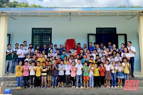Khánh thành điểm trường 'Vì trẻ em vùng cao' tại Phú Lệ
