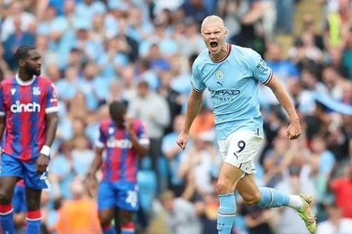 Erling Haaland lần đầu lập hat-trick tại Ngoại hạng Anh