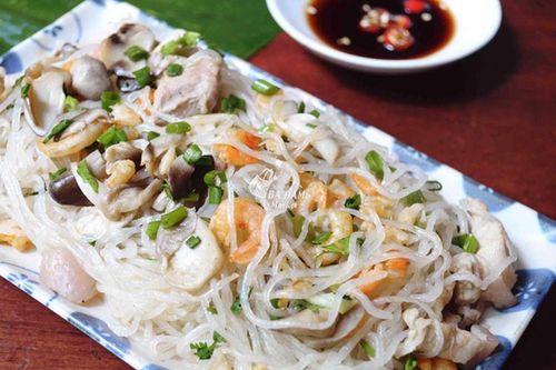 Về Bình Định thưởng thức song thằn - đặc sản bún tiến vua cực quý hiếm thời xưa