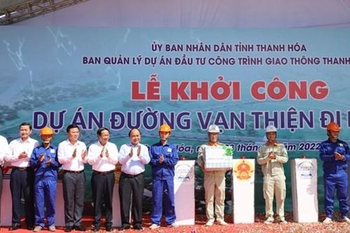 Chủ tịch nước Nguyễn Xuân Phúc dự Lễ khởi công tuyến đường gần 1.200 tỷ đồng
