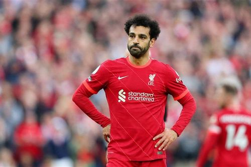 Salah bỏ lỡ cơ hội khó tin ở khoảng cách 2 m