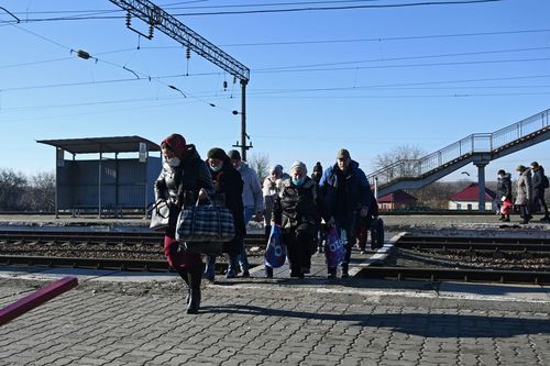 Ông Putin ký sắc lệnh cấp tiền cho dân Ukraine khi tới Nga