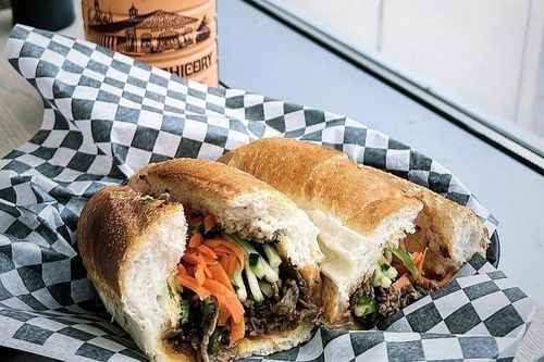 Bánh mì, phở và cà phê sữa đá vào top ngon nhất châu Á