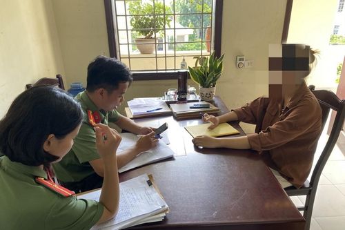 Lên mạng xúc phạm cảnh sát giao thông vì bị lập biên bản