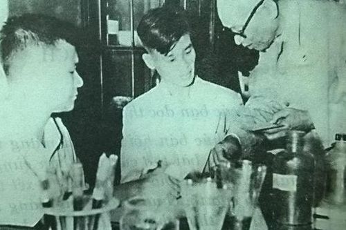 'Trăm năm một tiếng Sơn Hà'