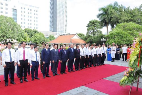 Chủ tịch nước Nguyễn Xuân Phúc thăm và làm việc tại Thanh Hóa
