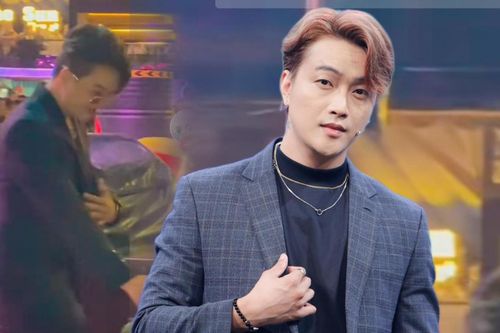 TiTi (HKT) ghi điểm cực mạnh khi liên tục cúi đầu chào khán giả vây quanh