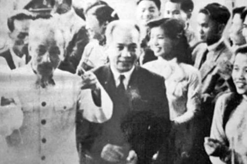 Giáo sư Ngụy Như Kon Tum - người thầy mẫu mực
