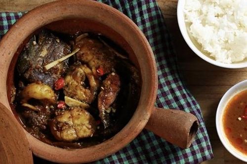Bát tương ngày bão