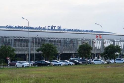 Mang đường phèn, hành khách bị giữ lại vì nghi tàng trữ ma túy