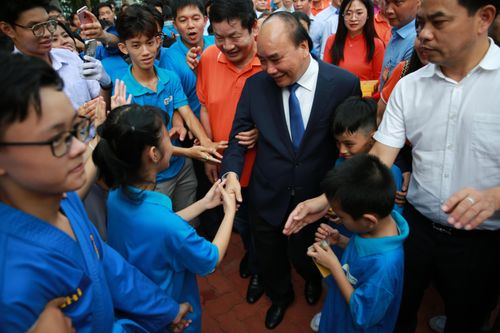 Món quà đặc biệt và lời dặn ý nghĩa của Chủ tịch nước dành cho học sinh trường Hy Vọng
