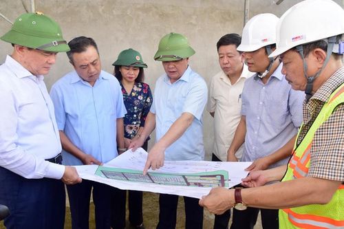 Lãnh đạo Hà Nội kiểm tra 5 dự án quan trọng, gồm các công trình 'làm sống lại sông Tô Lịch'