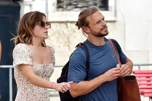 Danh tính bạn trai Emma Watson