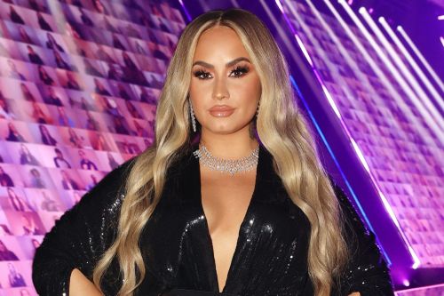 Tuổi thơ bị kiểm soát của Demi Lovato
