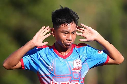 Chủ nhà khởi đầu thuận lợi ở ngày khai mạc U17 quốc gia