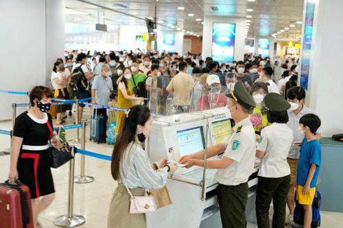 Siết chặt an ninh hàng không tại sân bay Nội Bài